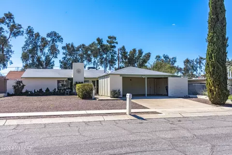 8026 E 8th St, Tucson, AZ 85710