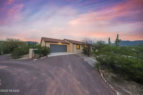 6124 N Bobcat Ln, Tucson, AZ 85743