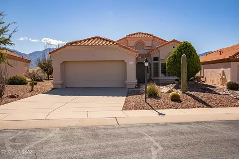 2326 E Gerbera Way, Oro Valley, AZ 85755