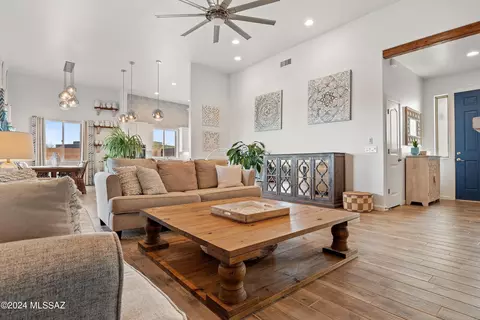 3495 E Shade Rock Pl, Vail, AZ 85641