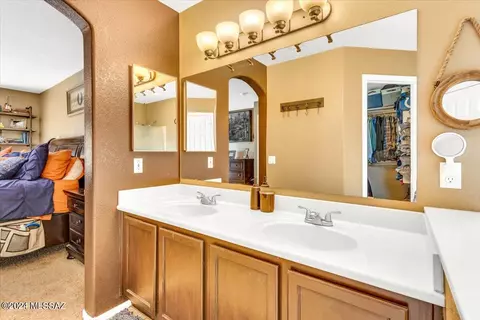 Bath - 8870 E Maxwell Dr, Tucson, AZ 85747 photo 7 of 7