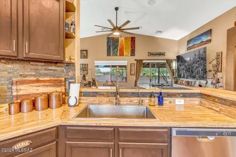 Kitchen - 8870 E Maxwell Dr, Tucson, AZ 85747 photo 3 of 3
