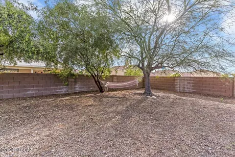 Exterior - 8870 E Maxwell Dr, Tucson, AZ 85747 photo 10 of 14