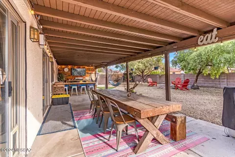 Exterior - 8870 E Maxwell Dr, Tucson, AZ 85747 photo 2 of 14