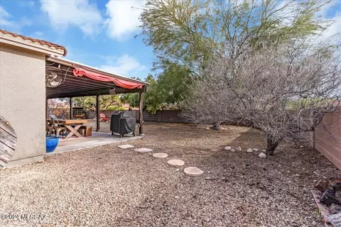 Exterior - 8870 E Maxwell Dr, Tucson, AZ 85747 photo 11 of 14