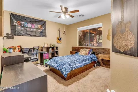 Bedroom - 8870 E Maxwell Dr, Tucson, AZ 85747 photo 3 of 5