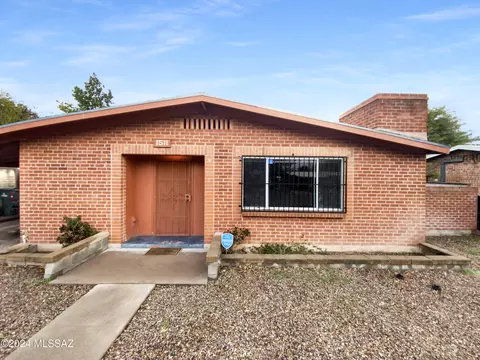 1511 N Louis Ave, Tucson, AZ 85712