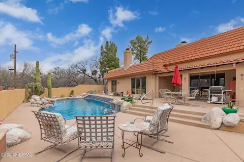 Exterior - 10553 E Speedway Blvd, Tucson, AZ 85748 photo 6 of 10