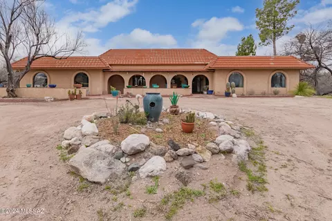 Exterior - 10553 E Speedway Blvd, Tucson, AZ 85748 photo 3 of 10