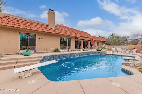 Exterior - 10553 E Speedway Blvd, Tucson, AZ 85748 photo 7 of 10