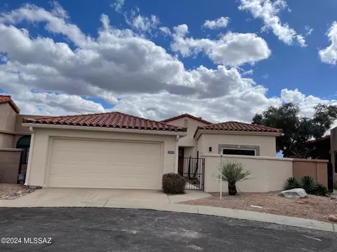 5900 N Misty Ridge Dr, Tucson, AZ 85718