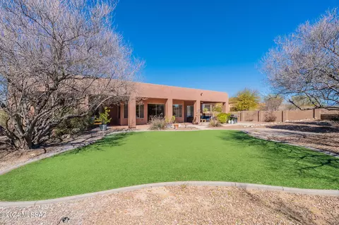 14041 S Burnt Corral Ct, Vail, AZ 85641