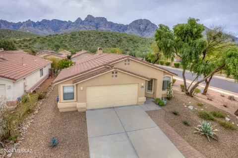 2328 E Stone Stable Dr, Tucson, AZ 85737