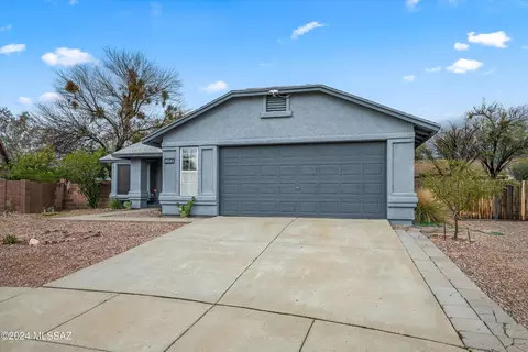 Exterior - 9541 E Danforth Pl, Tucson, AZ 85747 photo 3 of 9
