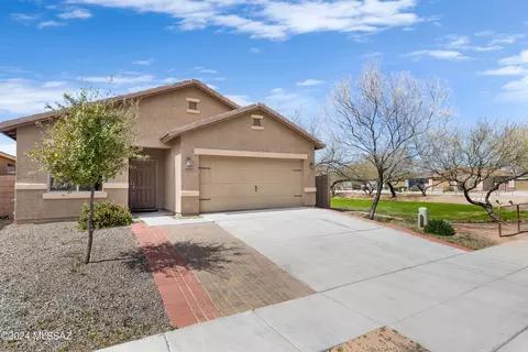 6660 S May Fly Dr, Tucson, AZ 85757