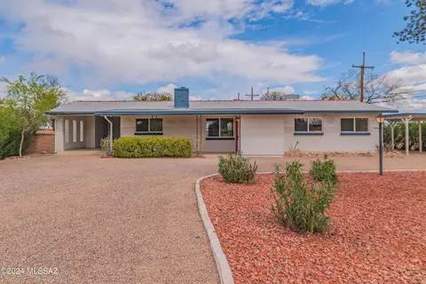 2430 W Wagon Wheels Dr #1 & 2, Tucson, AZ 85745