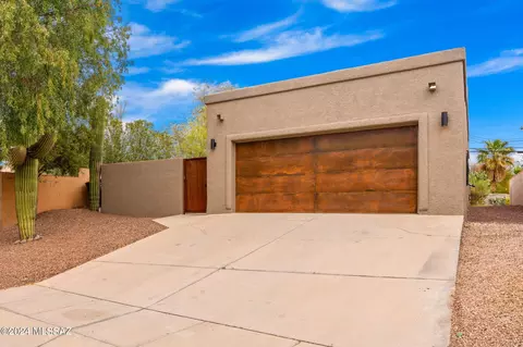99 S Montego Dr, Tucson, AZ 85710