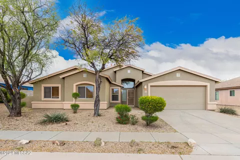 6355 W Blue Star Dr, Tucson, AZ 85757