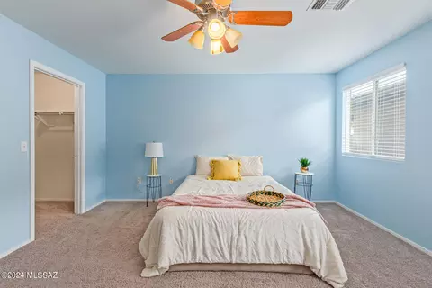 Bedroom - 4792 E Desert Thorn Dr, Tucson, AZ 85756 photo 4 of 8