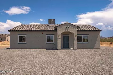 13566 S Bird Dog Ave, Vail, AZ 85641