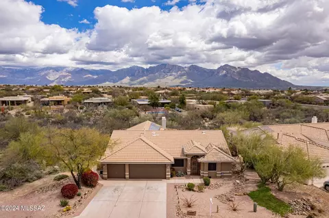 11272 N Via Rancho Naranjo, Tucson, AZ 85737
