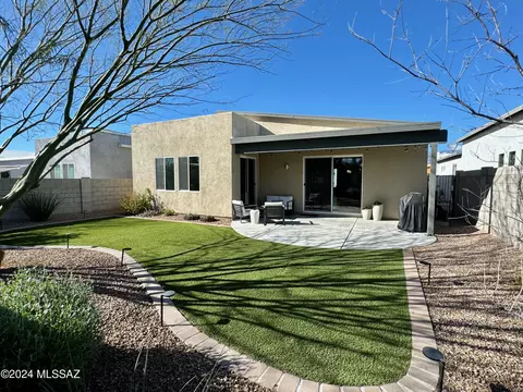 Exterior - 7532 E Bookmark Pl, Tucson, AZ 85715 photo 6 of 9