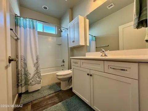 Bath - 7532 E Bookmark Pl, Tucson, AZ 85715 photo 5 of 5