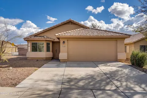 5229 W Canyon Towhee St, Tucson, AZ 85742