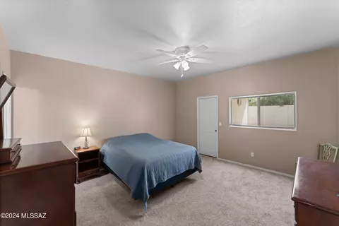 542 E Savannah St, Vail, AZ 85641 photo 14