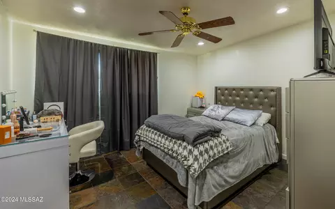 Bedroom - 2750 W Capistrano Rd, Tucson, AZ 85746 photo 4 of 5