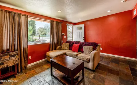 Living - 2750 W Capistrano Rd, Tucson, AZ 85746 photo 1 of 1