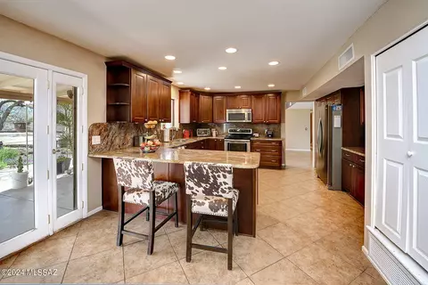 4290 N Sierra De Luna Pl, Tucson, AZ 85749
