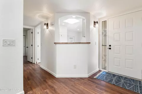 Entry Way - 7561 E Via Cornucopia, Tucson, AZ 85715 photo 3 of 3