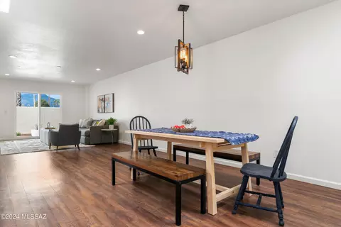 Dining - 7561 E Via Cornucopia, Tucson, AZ 85715 photo 1 of 1