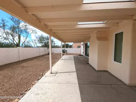 Exterior - 3589 W Thundercloud Loop, Tucson, AZ 85742 photo 4 of 9
