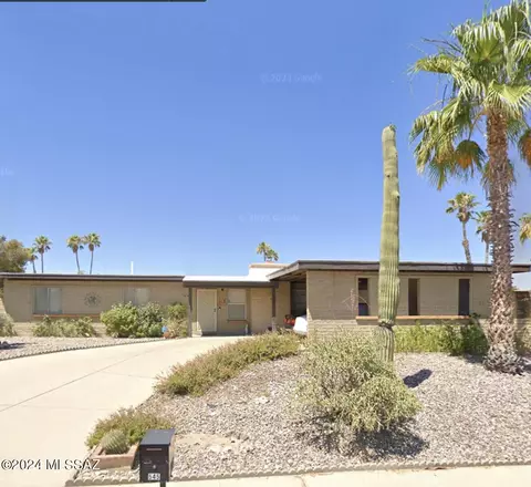 545 N Bedford Dr, Tucson, AZ 85710