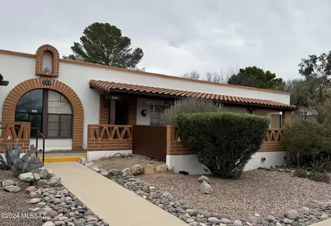 368 S Paseo Quinta #C, Green Valley, AZ 85614