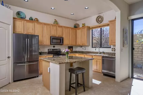 324 E Cedarvale Road Rd, Tucson, AZ 85704 photo 5