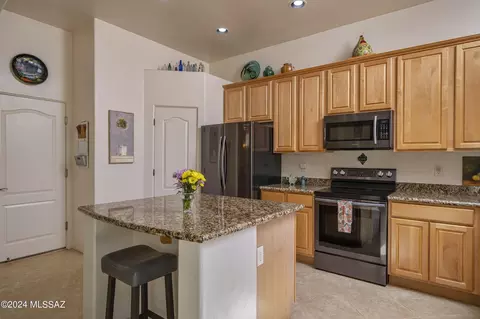 324 E Cedarvale Road Rd, Tucson, AZ 85704 photo 6