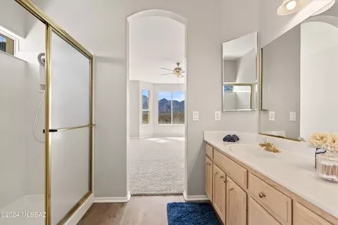 Bath - 4011 E Appleton Pl, Tucson, AZ 85739 photo 2 of 4