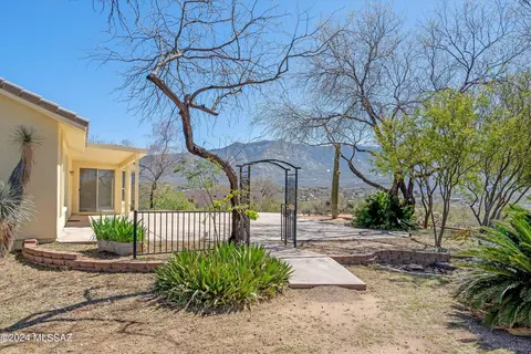 Exterior - 4011 E Appleton Pl, Tucson, AZ 85739 photo 5 of 7