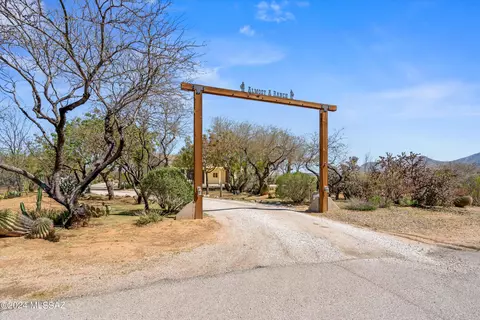 View/Area - 4011 E Appleton Pl, Tucson, AZ 85739 photo 1 of 6