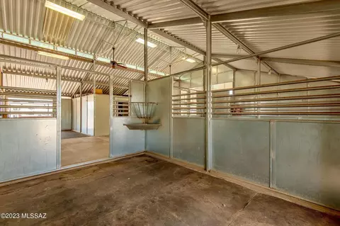 Exterior - 51 Stardust Ln, Elgin, AZ 85611 photo 12 of 13