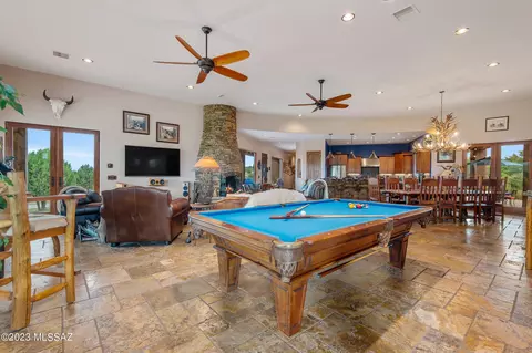 Living - 51 Stardust Ln, Elgin, AZ 85611 photo 3 of 4