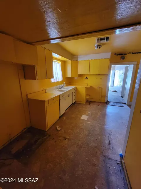 921 E 9th St, Douglas, AZ 85607 photo 8