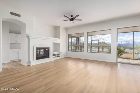 Living - 63333 E Harmony Dr, Tucson, AZ 85739 photo 2 of 4