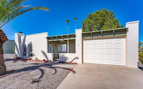 149 E Santa Belia, Green Valley, AZ 85614