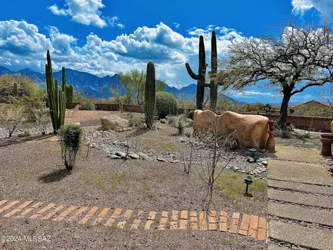 14301 N Alamo Canyon Dr, Oro Valley, AZ 85755