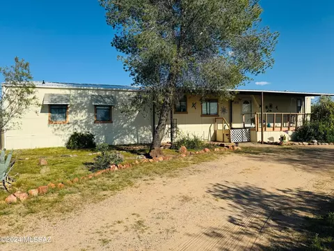 6755 N Sanders Rd, Tucson, AZ 85743
