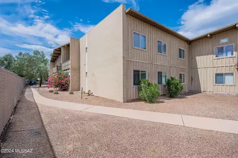 2525 N Alvernon Way #C-8, Tucson, AZ 85712